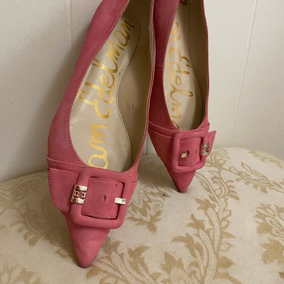 Pink Suede Pointed Toe Sam Edelman Flats - Picture 2 of 10